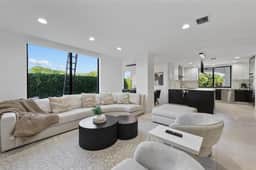 7BR Villa sleeps 12 / Pool, Jacuzzi, Pickleball - Image 3