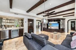Massive Villa, Movie theater, Pool, & Jacuzzi ! - Image 3