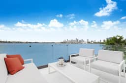Waterfront Villa - Rooftop Pool & Spa - Theater - Image 2