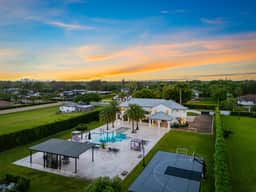 7BR Villa sleeps 12 / Pool, Jacuzzi, Pickleball - Image 2