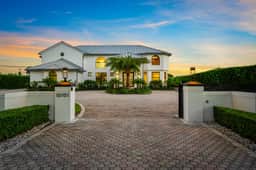 7BR Villa sleeps 12 / Pool, Jacuzzi, Pickleball - Image 4