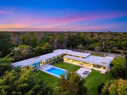 Modern Villa w Pool + Spacious Outdoor Living - Image 2