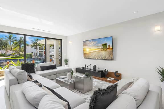 Waterfront Villa / Heated Pool, Gameroom, Sleeps12 - Image 3