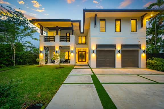 Brand new Villa with Pool/Jacuzzi/GameRoom - Image 5