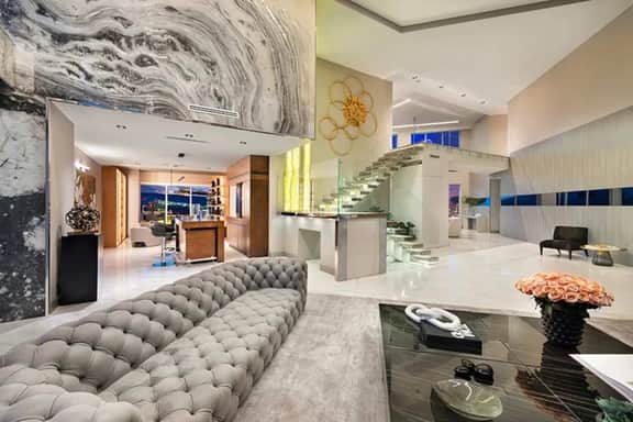 Luxury Penthouse in Brickell • 6 Bedrooms - Image 2