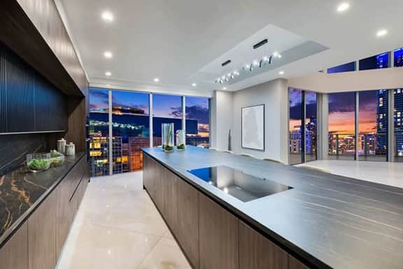 Luxury Penthouse in Brickell • 6 Bedrooms - Image 5