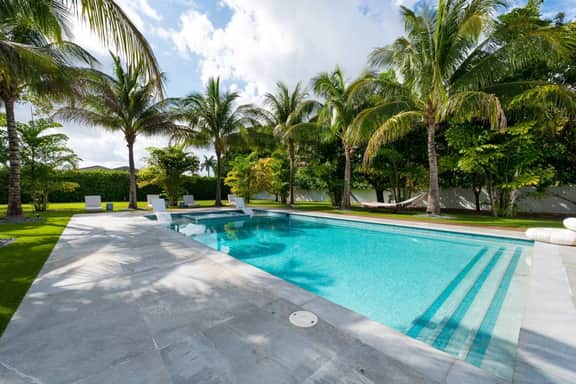 6BR Tropical Sanctuary | Private Pool & Jacuzzi - Image 2