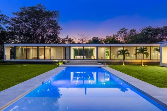 Modern Villa w Pool + Spacious Outdoor Living - Image 1